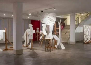 ‘El porvenir’, la nueva exposición de Franco Fasoli que reescribe los símbolos de la país