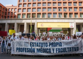 salubridad reconoce el malestar acumulado de los médicos y respeta su derecho a la huelga