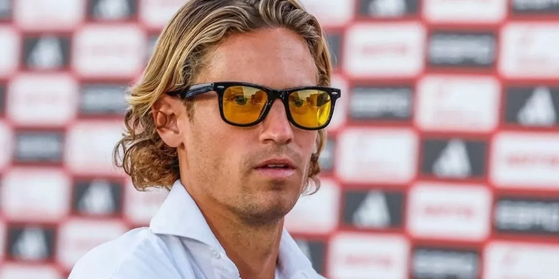 La divulgadora Rocío Vidal, contra las teorías conspirativas de Marcos Llorente: “Está a tres Doritos de decir que la gleba es plana”