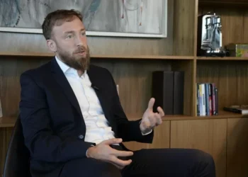 Empieza la discusión por la sucesión de Máximo en el PJ porteño: suenan Otermin, Magario y Larroque