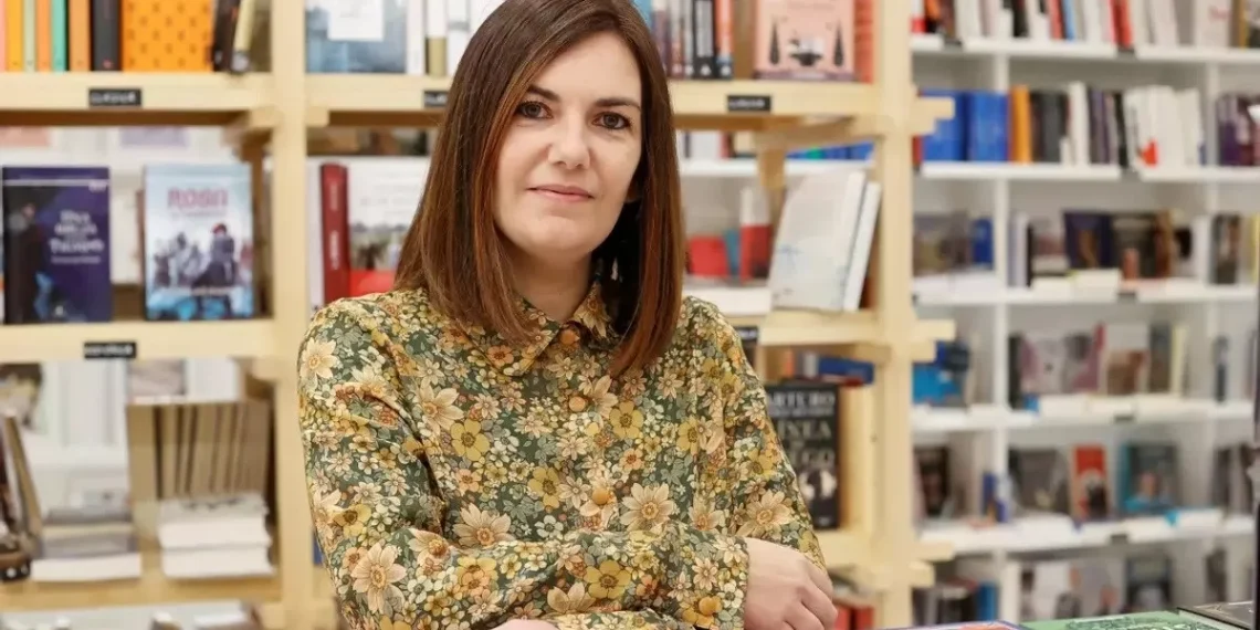 Ledicia Costas: “Se puede escribir sobre la muerte para niños, la máximo está ser el humor”