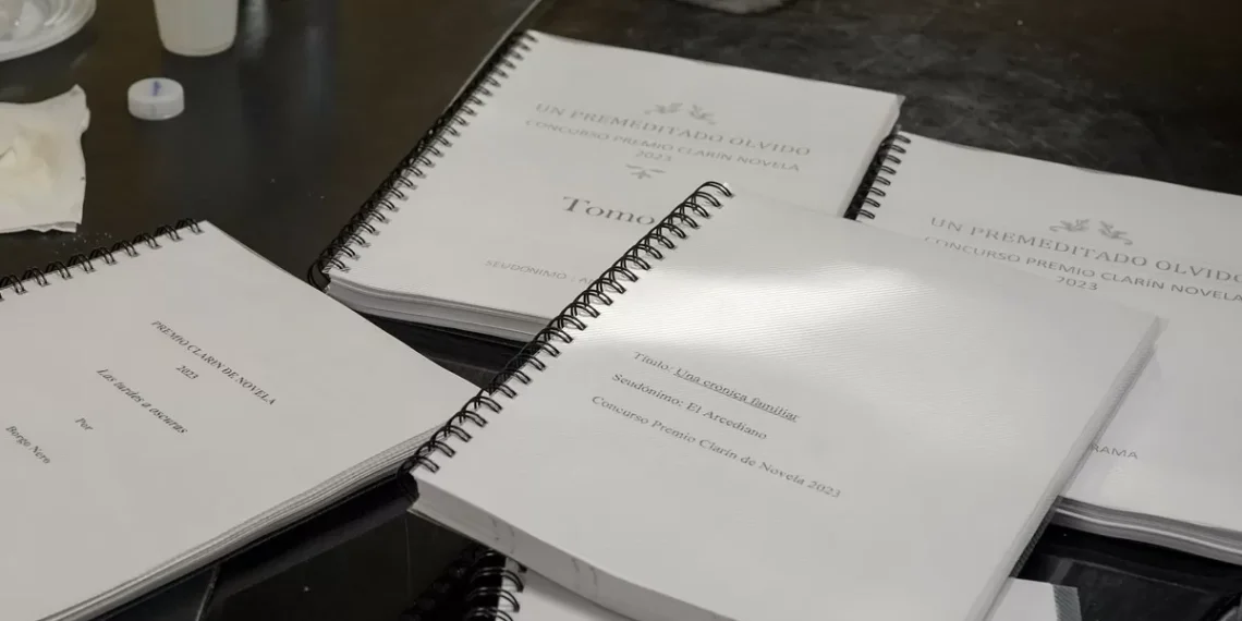 Premio Clarín Novela 2025: ya están los siete libros finalistas