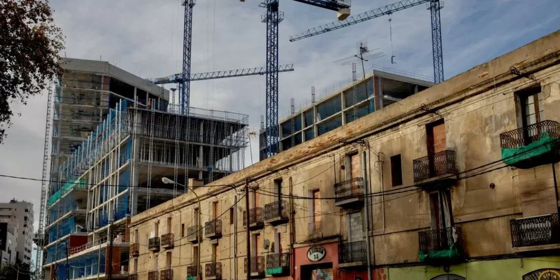 El Govern propone al consistorio que la Casa Amèrica se traslade a la fábrica de La Escocesa