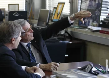 Barcelona acumula 15 años de vía crucis político para aprobar los presupuestos de la localidad