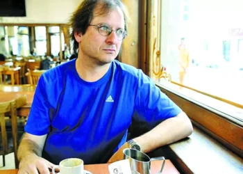 Martín Kohan: “En la Argentina lo que salió correctamente es la educación pública”