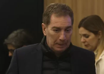 La fiscalía dictaminó que deuda ser Karen quien encabece la lista libertaria y no Santilli