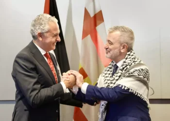 Barcelona firma un pacto de colaboración con la ciudad palestina de Ramala