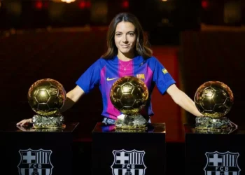 Busto áureo para homenajear a Aitana Bonmatí en el Parque de la Ciutadella