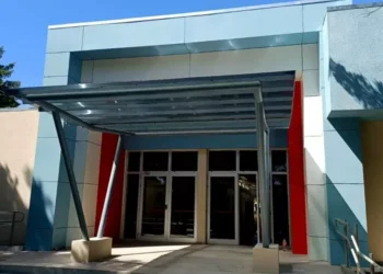 Los chicos de la Primera Promoción de la universidad ProA de Huinca Renancó están lanzando una campaña solidaria