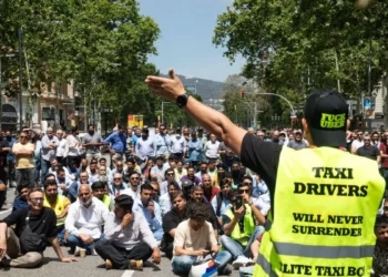 Élite Taxi amenaza a Uber y el Barça: tomar la Gran acercamiento y el paseo de Gràcia con 3.000 coches