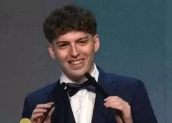Davoo y su “reacción” en los premios titán: “Que mi mamá esté orgullosa de mí es el mayor premio”