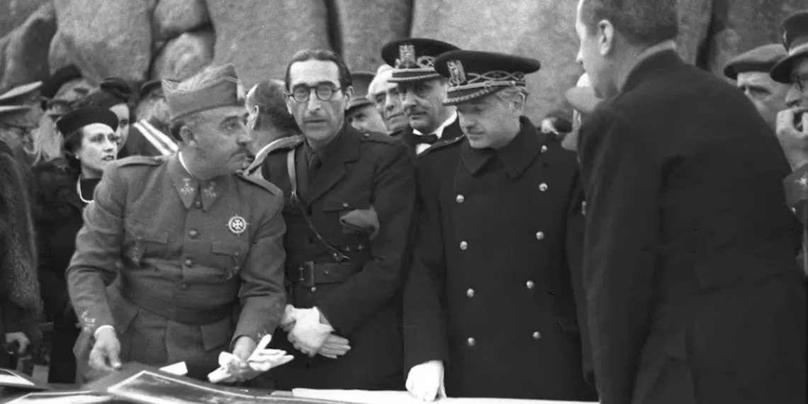 España acelera el desmantelamiento de instituciones que hacen apología del franquismo