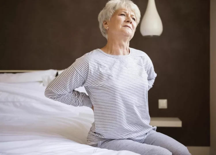 Tres ejercicios que ayudarán a aliviar el dolor lumbar, liberar las caderas y soltar el nervatura ciático