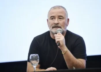 Intendente alerta “asfixia” financiera y quiere vender pincho deuda de Techint por 5.000 millones