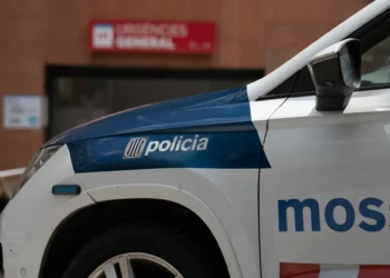 Detenido en Barcelona por apuñalar dos veces a su quebrada de 75 años