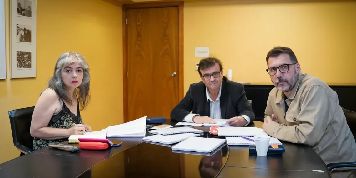 Suspenso final para el Premio Clarín Novela