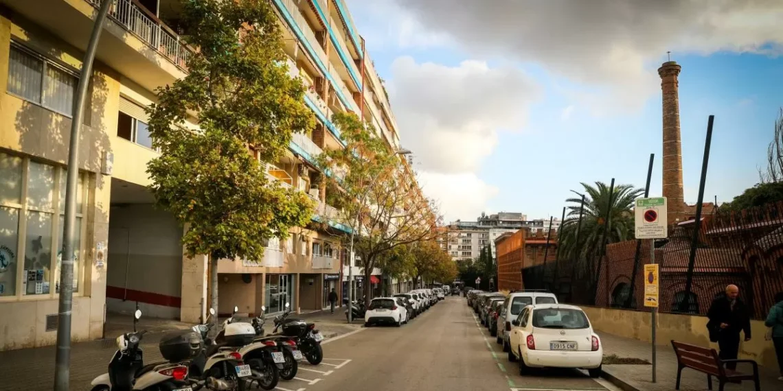 Diversas calles en torno a del Camp Nou se cortarán al tráfico los días de partido