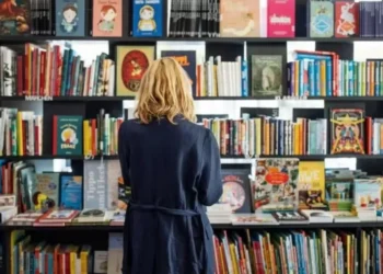 Historiadores, artistas y editores analizan en Buenos Aires el valor mobiliario del libro