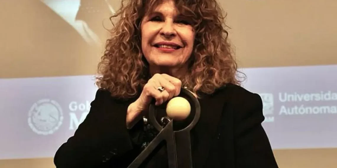 Gioconda Belli recibió el Premio Carlos Fuentes y criticó desapaciblemente al régimen nicaragüense