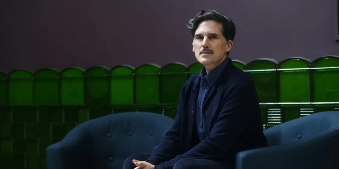 Semana de premios literarios: el Herralde fue para un argentino y se anuncian el Cervantes, el Goncourt y el Clarín novelística