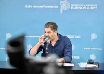 Kicillof teme que el gobieren absoluto de Milei en absoluto lo autorice a tomar deuda