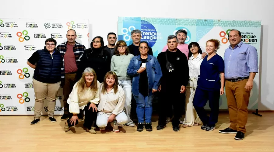 Trenque Lauquen: Reconocimiento a Empleados Municipales por 25 Años de Servicio