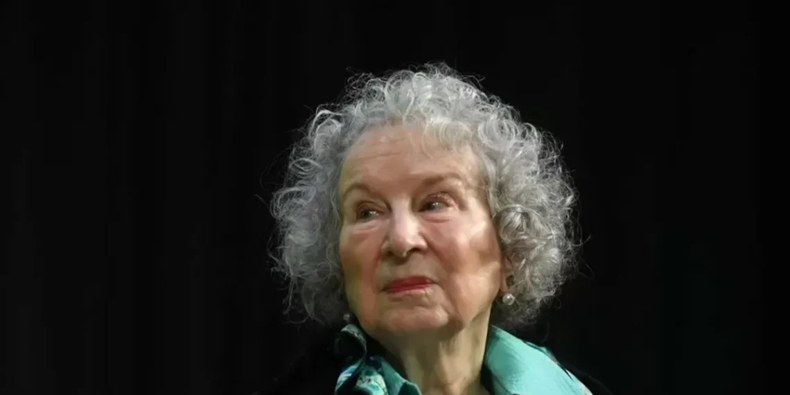 Margaret Atwood: “La América de Trump se acerca cada vez más a ‘El cuento de la señora de la limpieza’”