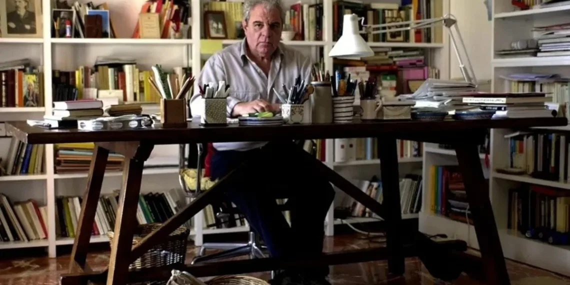 El archivo del escritor español Juan Marsé se conservará en Barcelona