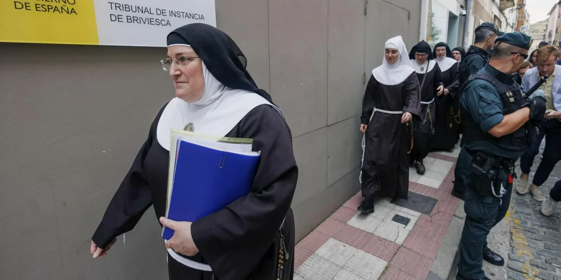 Detenida la ex abadesa de Belorado y un anticuario por la saldo de obras de arte del convento