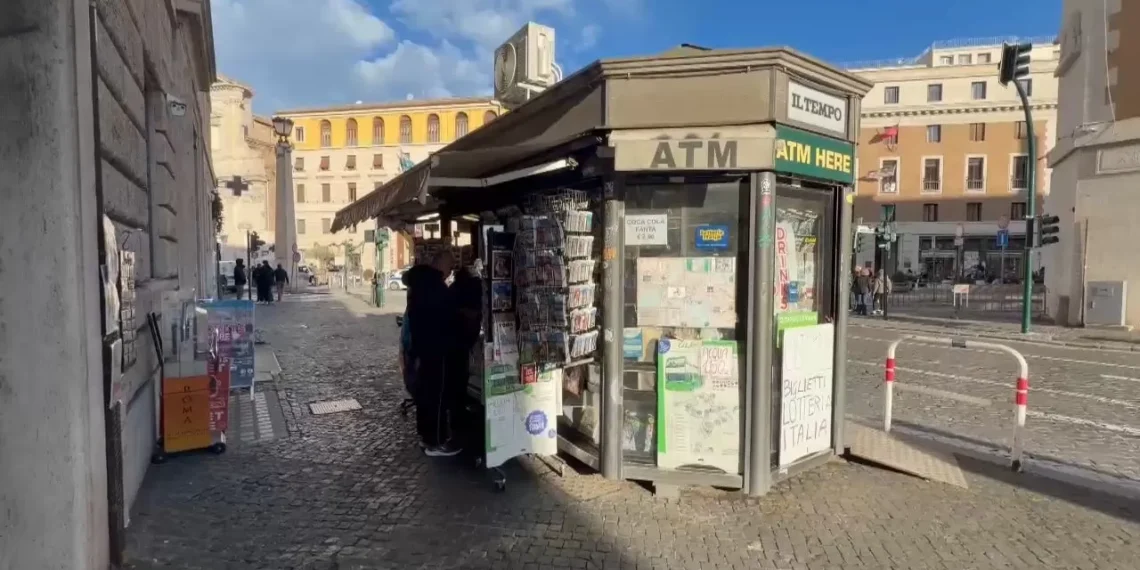 Histórico apagón noticias en Italia contra la precariedad del sector periodístico