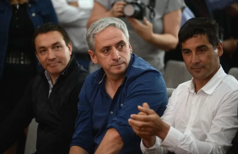 A los intendentes les preocupa los desacuerdos con el presupuesto y dicen que unos 80 no pueden satisfacer el aguinaldo