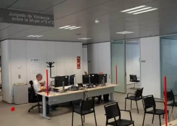 Una jueza reconoce la sustracción de menores como agresividad machista: “Usar a los hijos para dañar a la madre es agresividad vicaria”