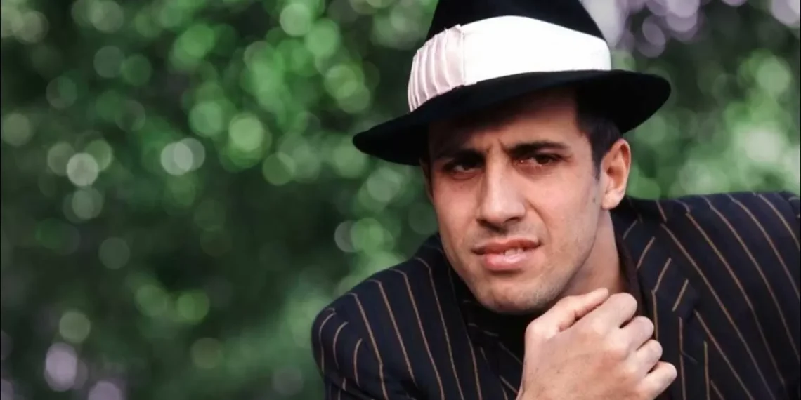 Descubre la historia detrás de ‘Prisencolinensinainciusol’: más que espina canción, espina reflexión cultural contra la incomunicación