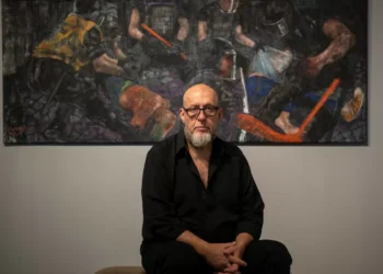 habilidad y raíces: Julio Lavallén despliega las escenas que marcaron su vida entre el Paraná y Concordia