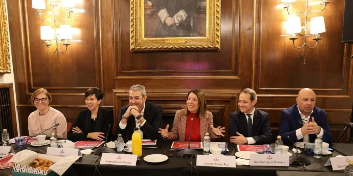 La Abogacía de Barcelona pide aplazar la acercamiento en vigor de la ley de eficiencia