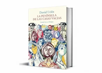¿Por qué todos quieren percibir ‘La península de las casas vacías’, de David Uclés en España?