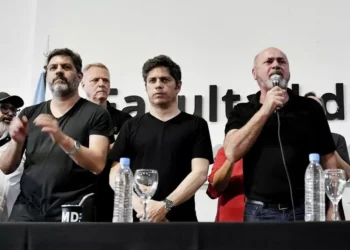 Kicillof aplaudió una arenga de Secco para que sea candidato a presidente