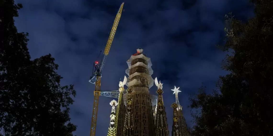 Tributo a Gaudí en la Sagrada Família