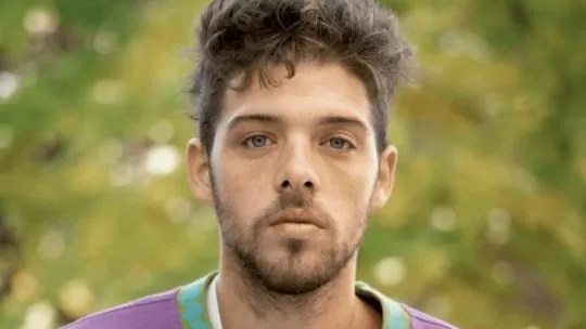 Santi Maratea fashionista: su colección de trajes de baño “más largos y facheros”