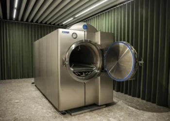 De la acuamación al compost humano: el dilema de morirse sin meter cizaña