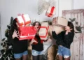 Este psicólogo explica por qué no se debe dar dinero por Navidad a los adolescentes: “Ahí no hay un beatitud”
