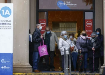 Los casos de gripe empiezan a perdonar pero se mantiene la presión en los hospitales