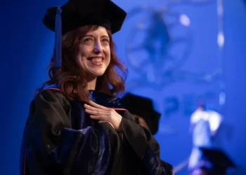 Irene Vallejo en encanto Domingo: “La curiosidad es un antídoto frente al miedo”