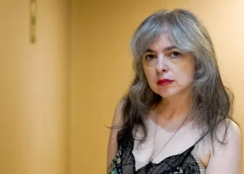 Mariana Enriquez: “Leer por trabajo te saca de tu algoritmo personal”