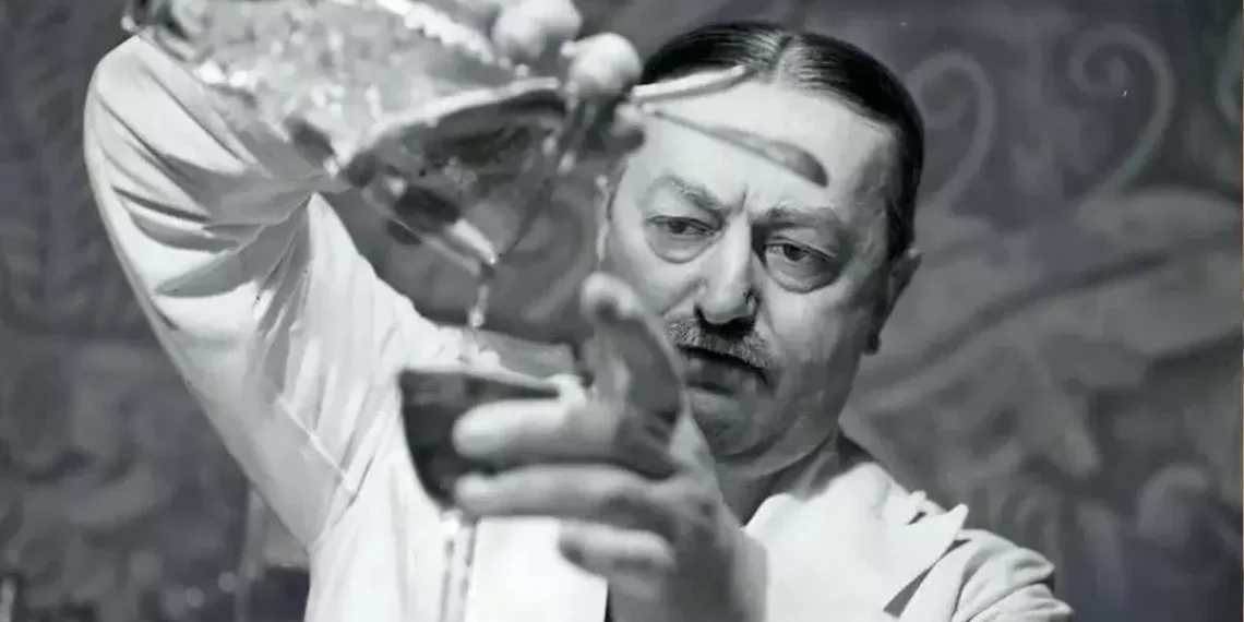 Un bar como escaparate de una sociedad rota: Philippe Collin presenta El barman del Ritz