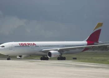 Un técnico de operaciones de Aena es pillado tomando cervezas,  lo despiden y la Justicia dicta parecer como despido procedente