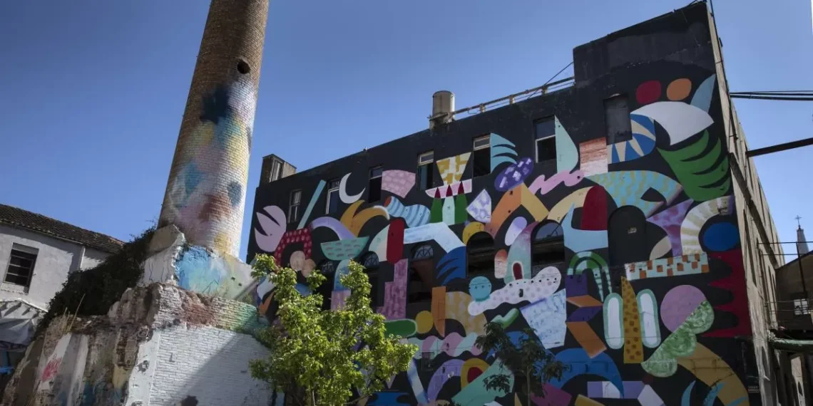 El Ayuntamiento descarta transportar la Casa Amèrica a la Escocesa, como pedía el Govern