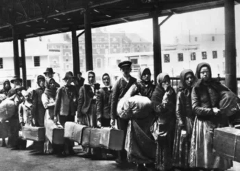 La memoria del desarraigo español en Latinoamérica sigue viva 50 años después de la dictadura