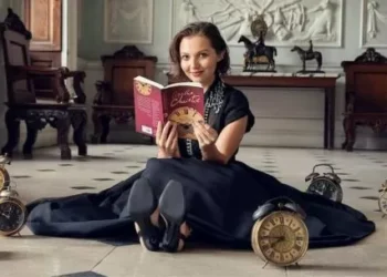 Llega a Netflix una nueva lista de época con lujo y misterio: está basada en una novela de Agatha Christie