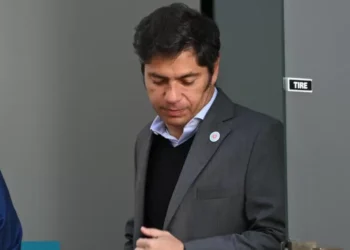 El gobierno de Kicillof alerta por el falleba de 5.335 empresas en la provincia durante la era Milei